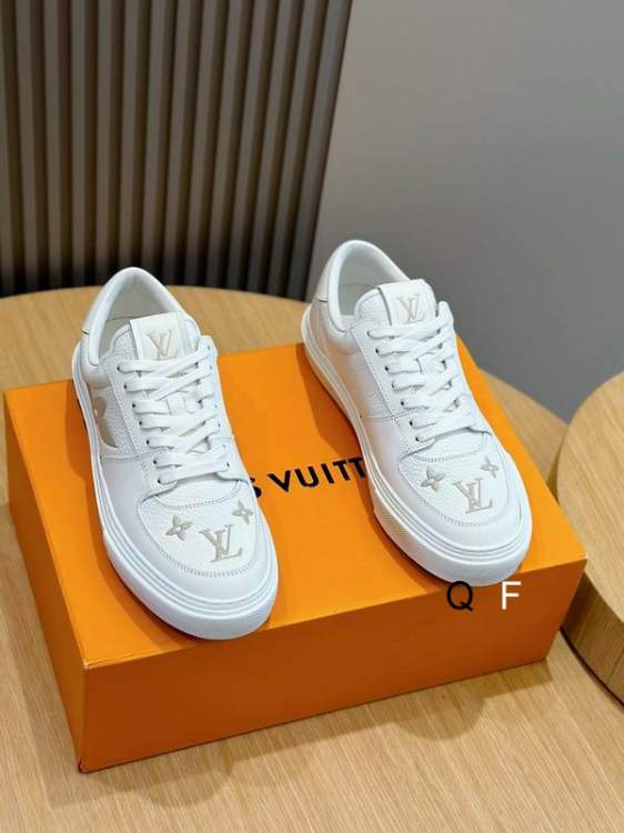 Picture of Louis Vuitton Shoes _SKULVsz38-45WM0110613018